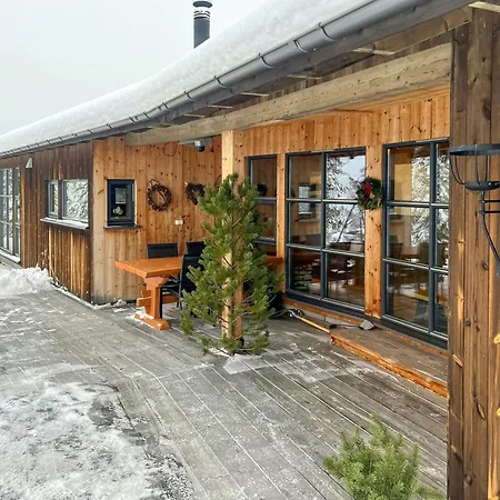 Дом отдыха Split For Two Families Near Hardangervidda