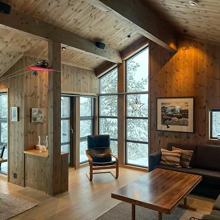 Split For Two Families Near Hardangervidda Lurasgrendi